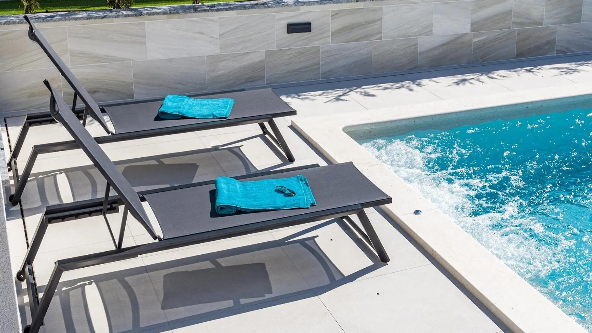 Villa By The Beach In Pula Stinjan