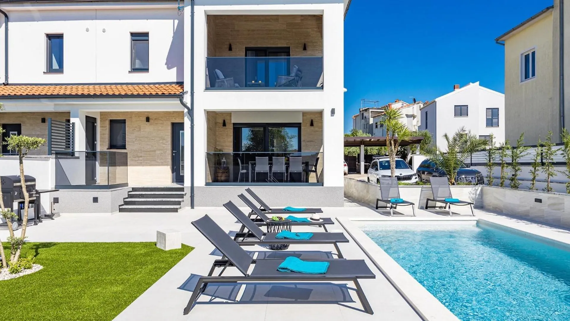 Villa By The Beach In Pula Stinjan