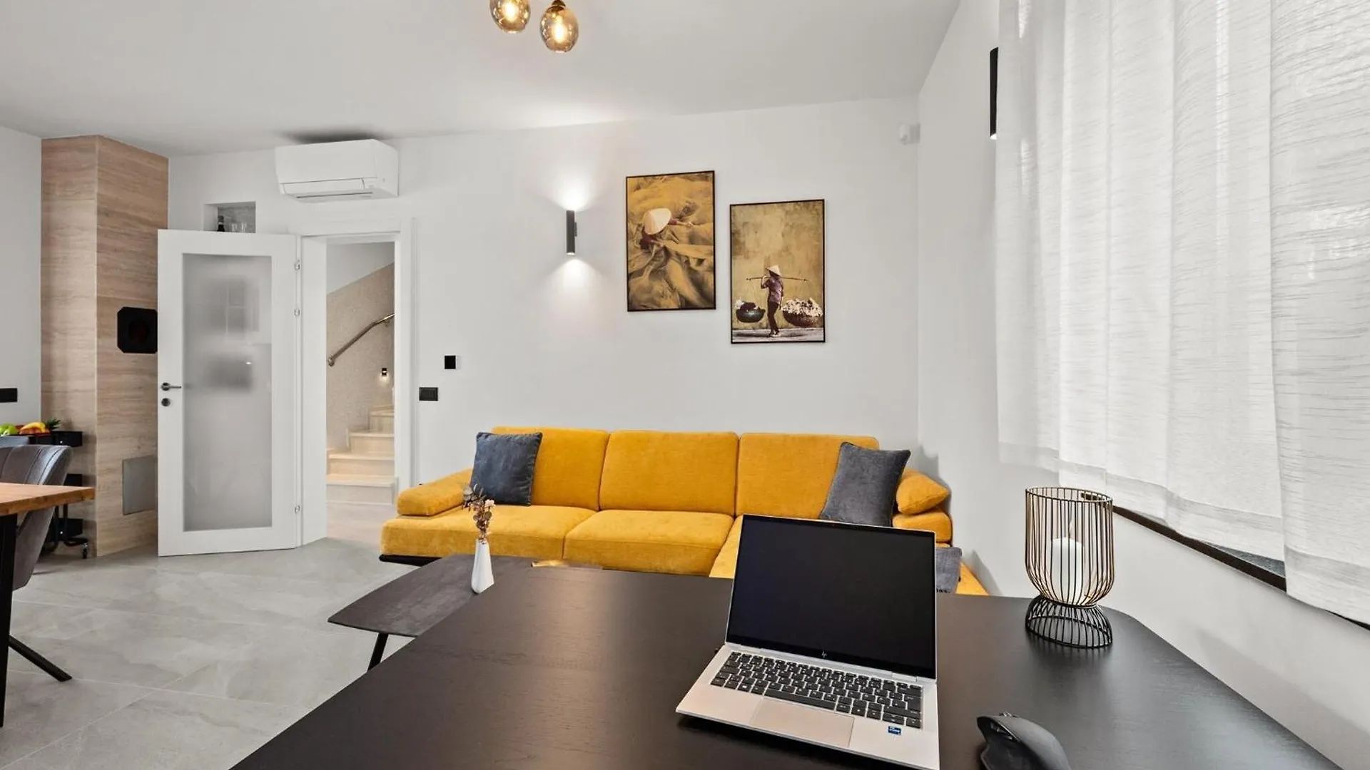 Villa By The Beach In Pula Stinjan